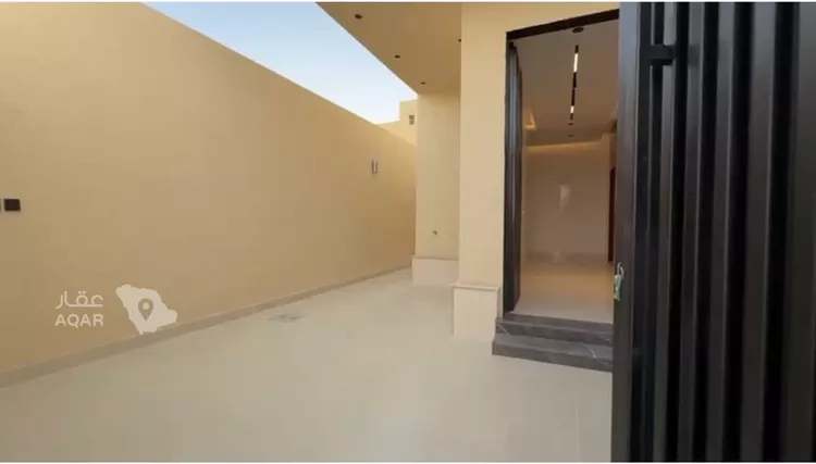 فيلا للبيع في شارع جبل المدار, حي القادسية, مدينة الرياض, منطقة الرياض 7