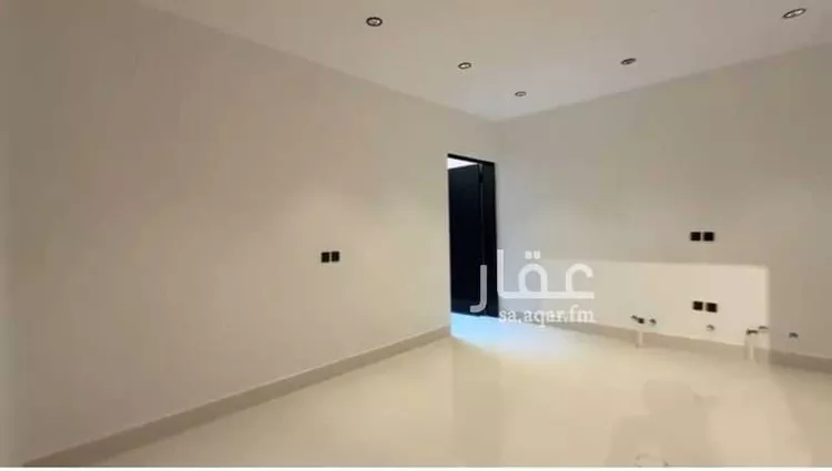 فيلا للبيع في شارع جبل المدار, حي القادسية, مدينة الرياض, منطقة الرياض 15