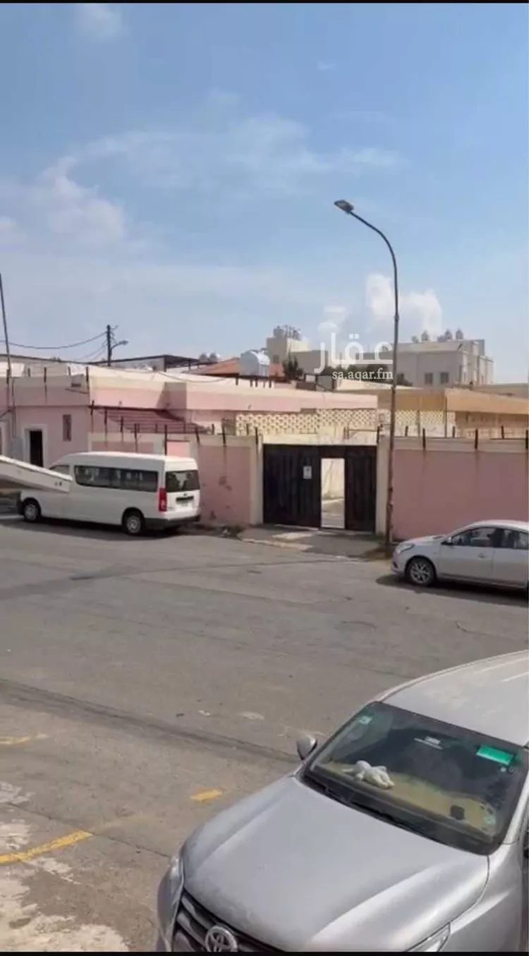 Complex for sale in Abha Ar Rabwah 6