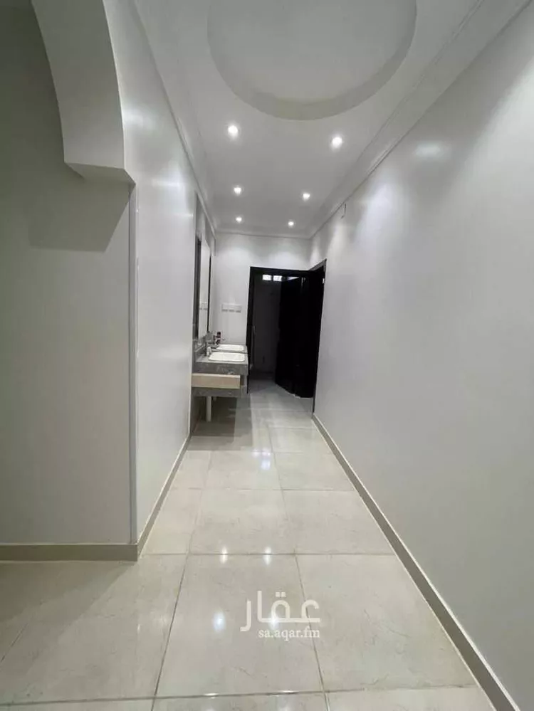 شقة للبيع في شارع كعب بن عجرة, حي المروج, مدينة أبها, منطقة عسير صورة 3