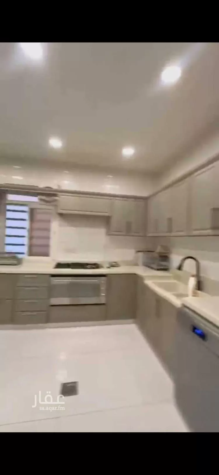 فيلا للبيع في شارع سهل بن الربيع, حي الجامعيين, مدينة خميس مشيط, منطقة عسير 9