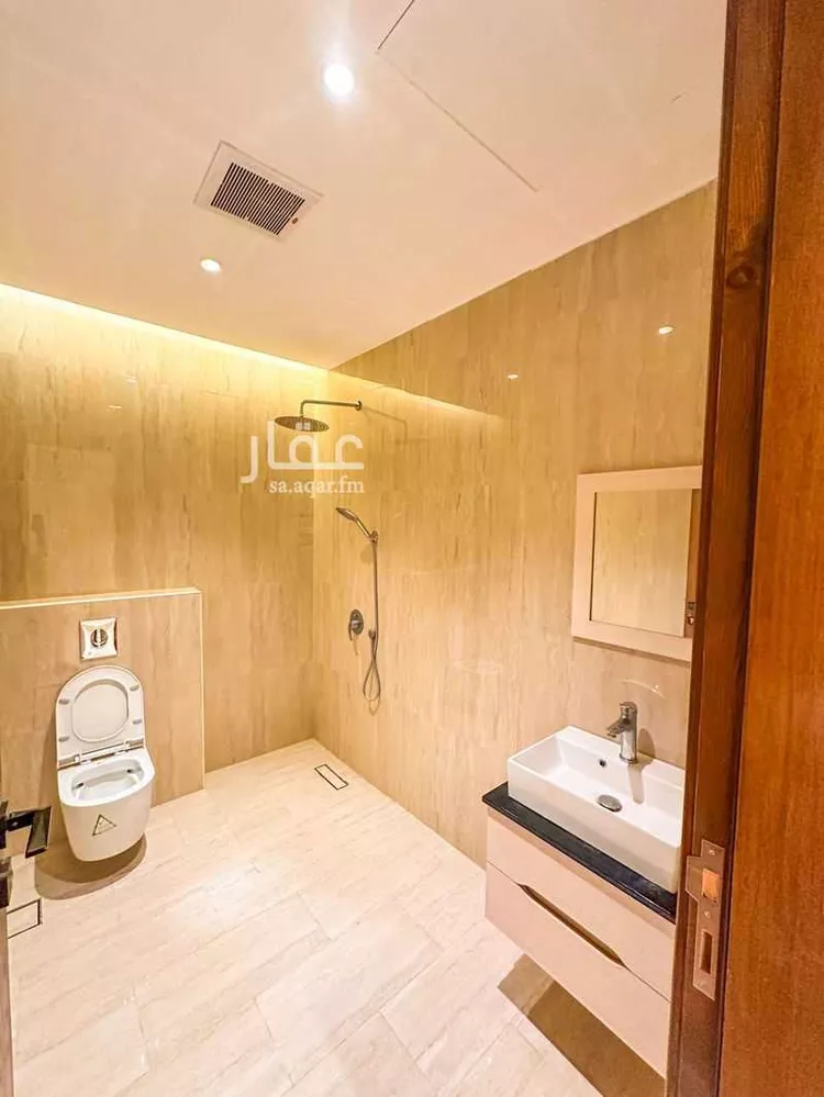دور للبيع في شارع خالد بن سنان العبسي, حي القيروان, مدينة الرياض, منطقة الرياض صورة 3