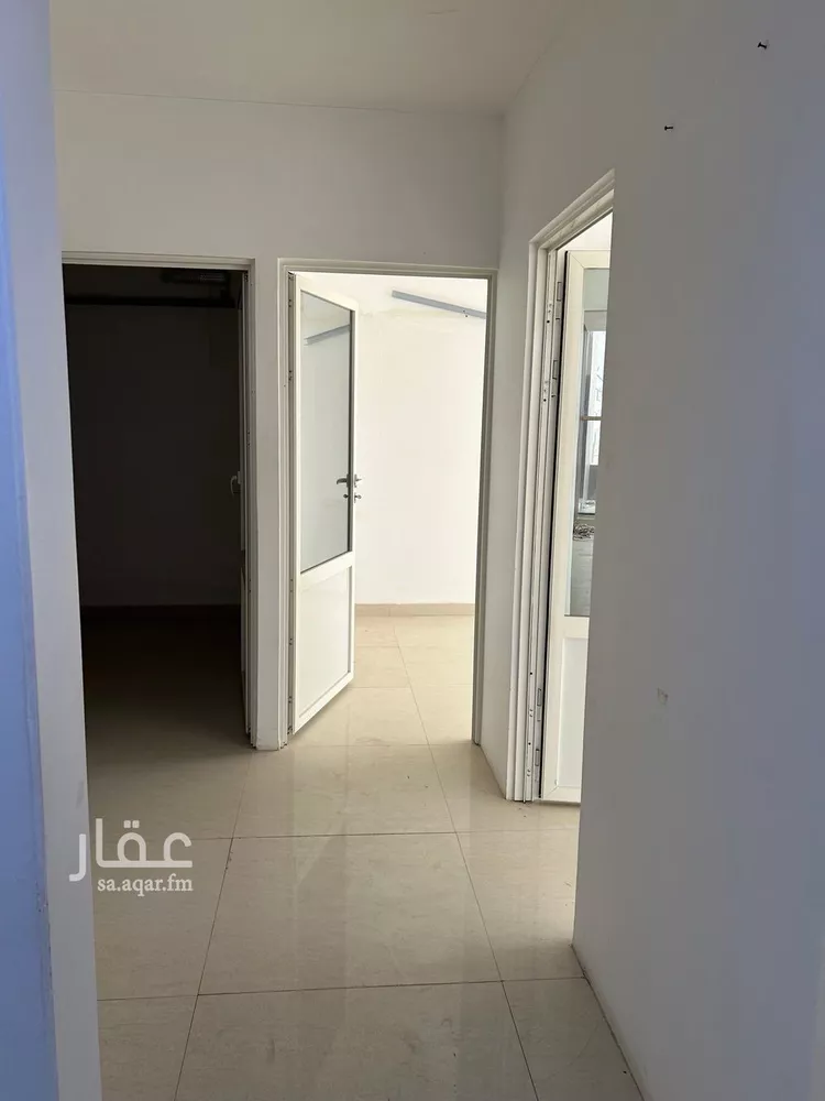 عمارة للإيجار في شارع احمد بن الخطاب, حي طويق, مدينة الرياض, منطقة الرياض صورة 2