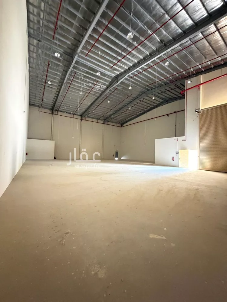 مستودع للإيجار في شارع السوادين, حي طيبة, مدينة الرياض, منطقة الرياض صورة 4