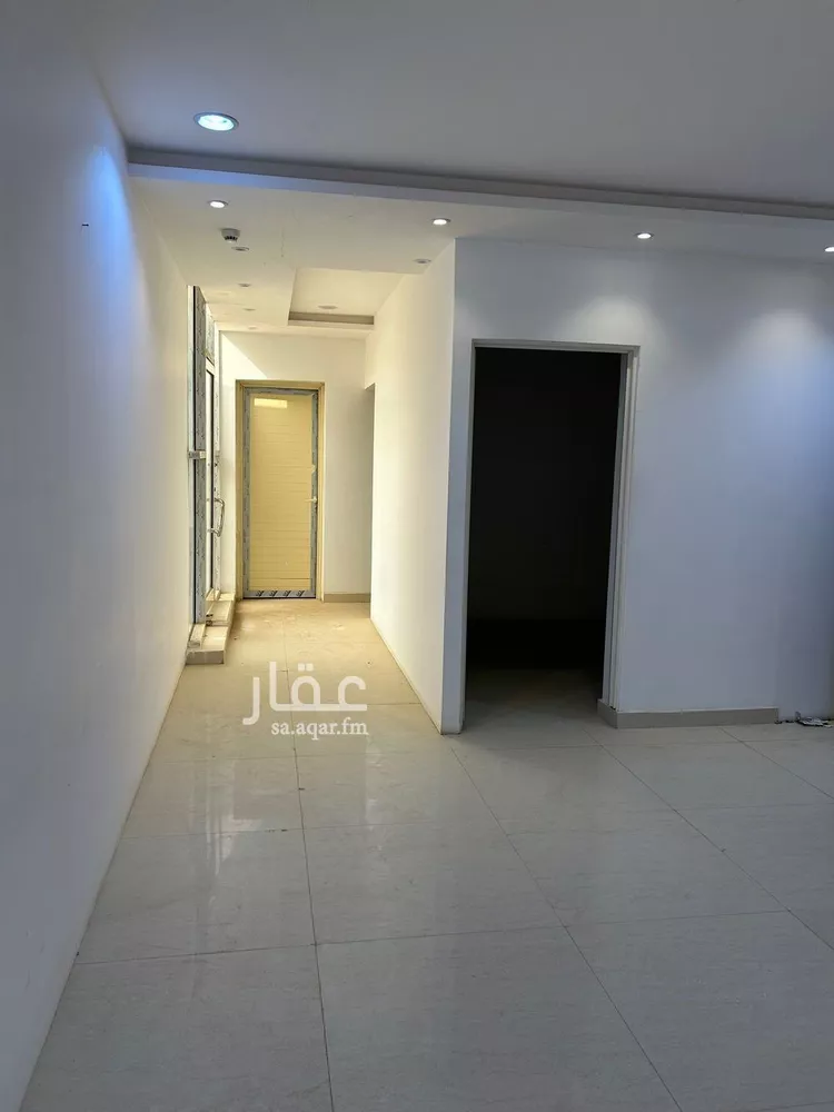عمارة للإيجار في شارع احمد بن الخطاب, حي طويق, مدينة الرياض, منطقة الرياض