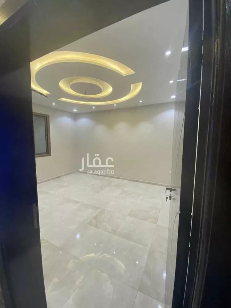 عمارة للإيجار في شارع ابي طالب, حي الحدائق, مدينة الطائف, منطقة مكة المكرمة