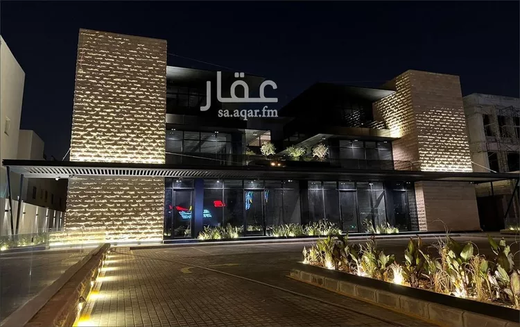 مكتب تجاري للإيجار في شارع الثمامه, حي الصحافة, مدينة الرياض, منطقة الرياض 1 صورة
