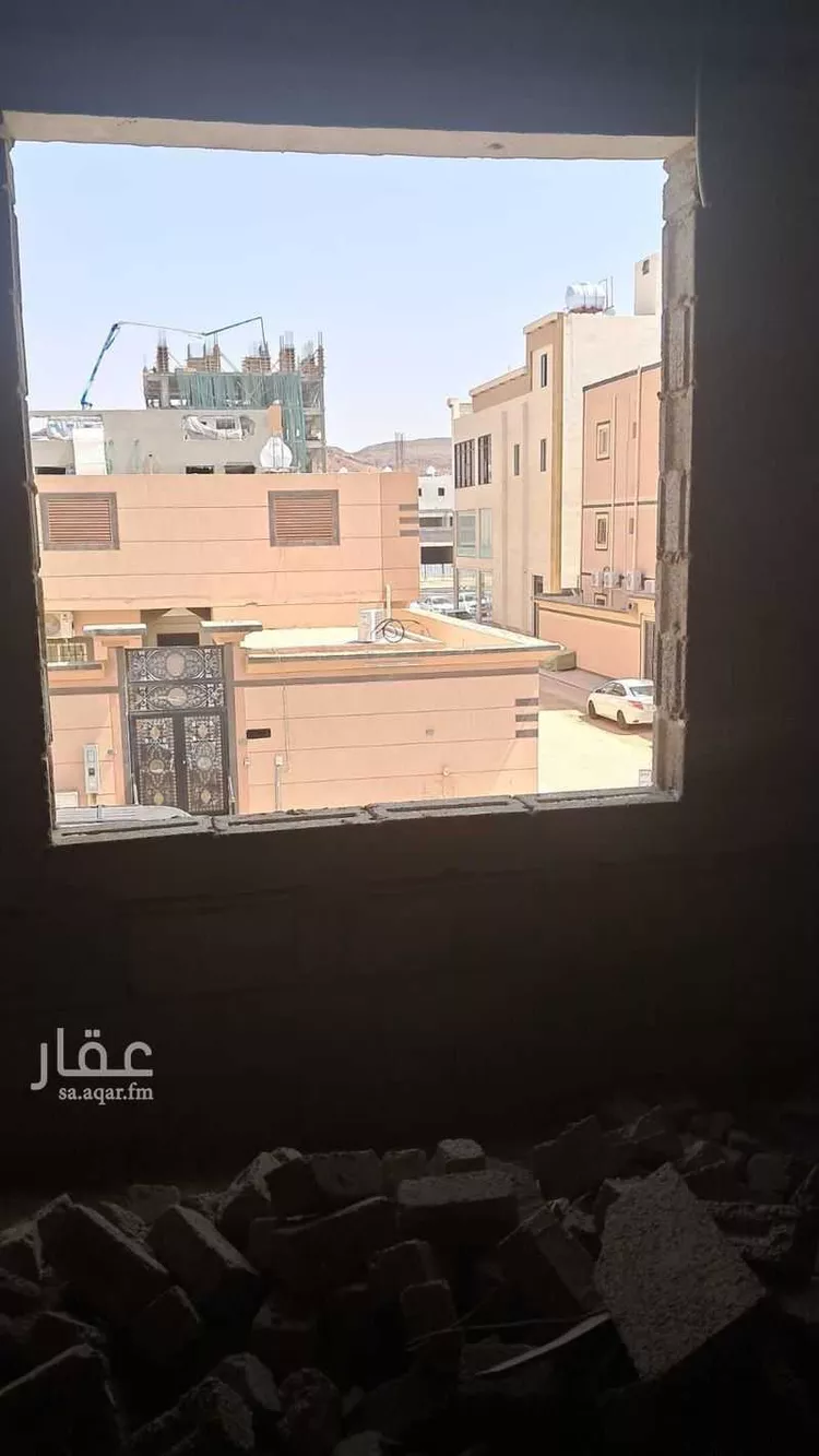 عمارة للبيع في شارع يحيى بن معين, حي السلام, مدينة المدينة المنورة, منطقة المدينة المنورة صورة 2