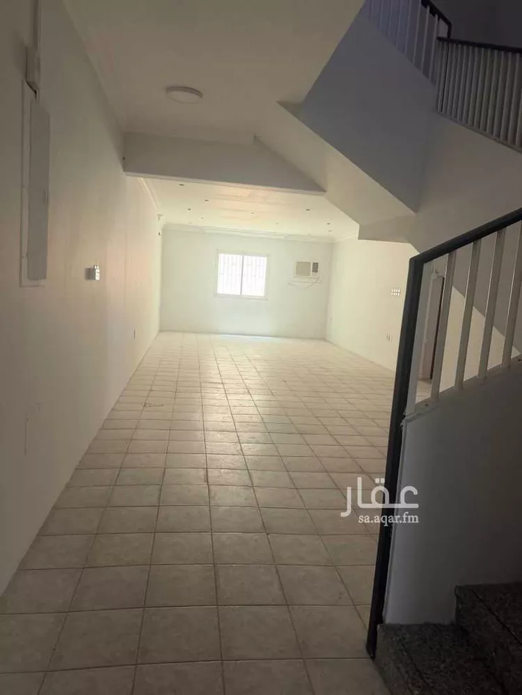 فيلا للإيجار في شارع الغازي بن قيس, حي الراكة الجنوبية, مدينة الخبر, المنطقة الشرقية صورة 4