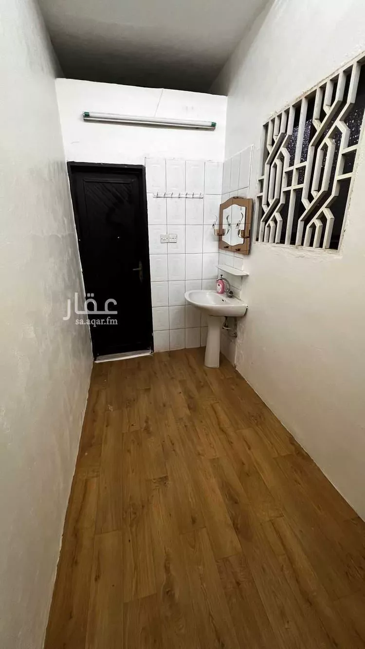 شقة للإيجار في شارع أبي محمد عبدالله التاجر ، حي نمار ، الرياض ، منطقة الرياض صورة 4
