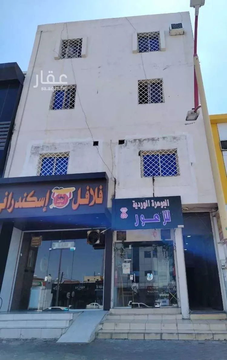 عمارة للبيع في شارع يزيد بن ابي سفيان ، حي الشرفية ، خميس مشيط ، خميس مشيط صورة 2