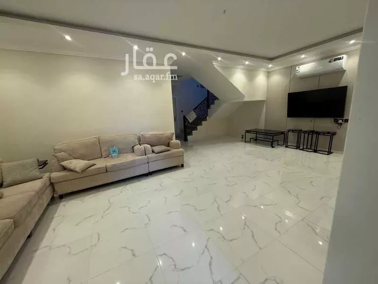 فيلا للإيجار في شارع عبد الله بن سراج, حي العروبة, مدينة الدمام, المنطقة الشرقية صورة 4