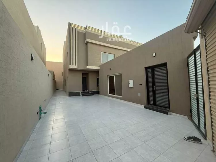 فيلا للإيجار في شارع عبد الله بن سراج, حي العروبة, مدينة الدمام, المنطقة الشرقية صورة 3