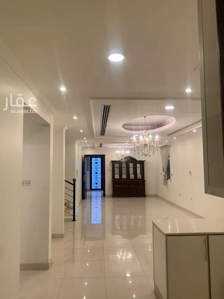 فيلا للبيع في شارع ابن جرير الطبري, حي القصور, مدينة الظهران, المنطقة الشرقية 9