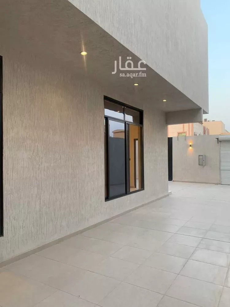فيلا للبيع في شارع جعفر الطيار, حي الدوحة الجنوبية, مدينة الظهران, المنطقة الشرقية 6