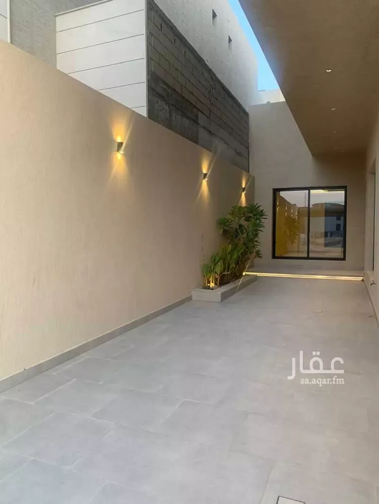 فيلا للبيع في شارع المرفأ, حي الشعلة, مدينة الدمام, المنطقة الشرقية 6