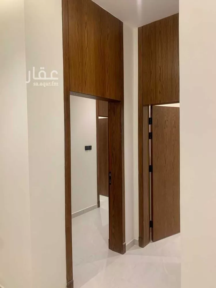 فيلا للبيع في شارع جعفر الطيار, حي الدوحة الجنوبية, مدينة الظهران, المنطقة الشرقية 9