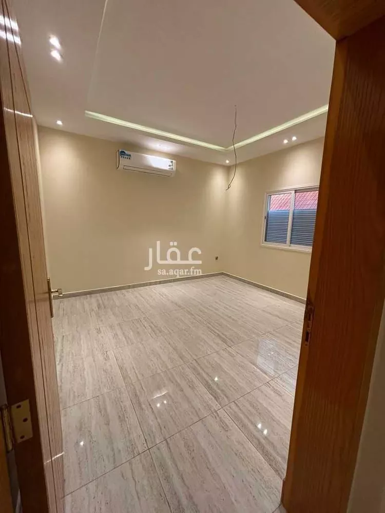 فيلا للإيجار في شارع النفيس, حي الراكة الجنوبية, مدينة الخبر, المنطقة الشرقية صورة 2