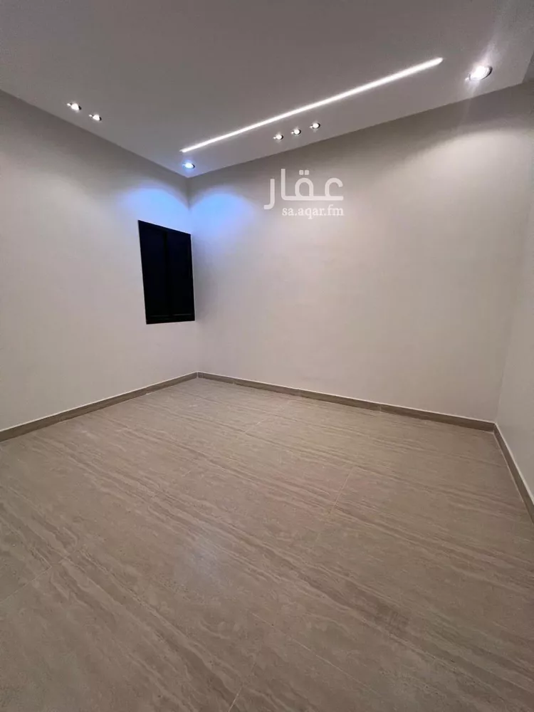 فيلا للبيع في شارع خيمر, حي عكاظ, مدينة الرياض, منطقة الرياض صورة 5