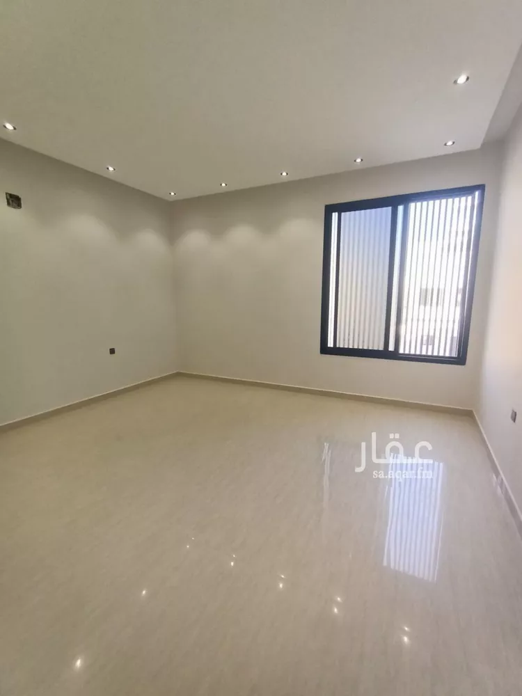 دور للبيع في شارع الحارث بن عبدالرحمن, حي عكاظ, مدينة الرياض, منطقة الرياض صورة 4