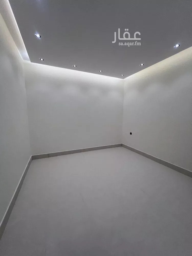 دور للبيع في شارع القاسم بن عبدالواحد, حي طويق, مدينة الرياض, منطقة الرياض 1 صورة