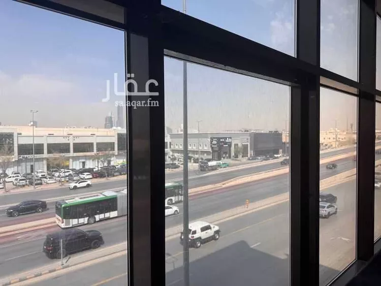 مكتب تجاري للإيجار في شارع طريق الملك عبدالعزيز, حي المصيف, مدينة الرياض, منطقة الرياض صورة 3