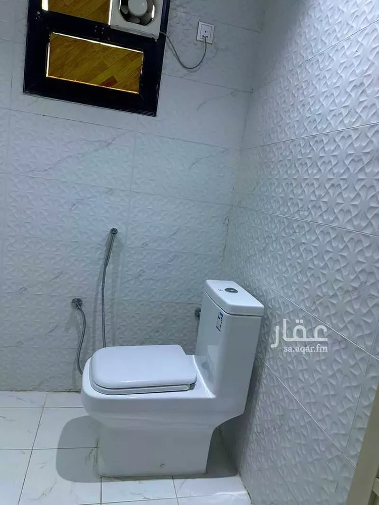 شقة للإيجار في شارع خولة بنت ثعلبه, حي السر, مدينة الطائف, منطقة مكة المكرمة صورة 3