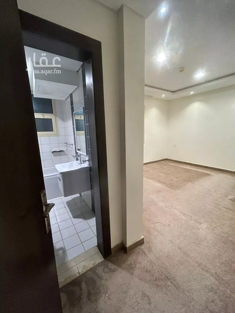 شقة للبيع في شارع رقم 68, حي الملقا, مدينة الرياض, منطقة الرياض صورة 3