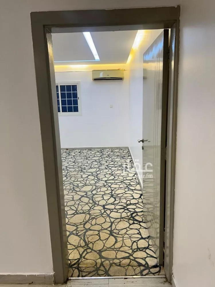 شقة للإيجار في شارع المؤتمن الساجي, حي بدر, مدينة الرياض, منطقة الرياض صورة 3