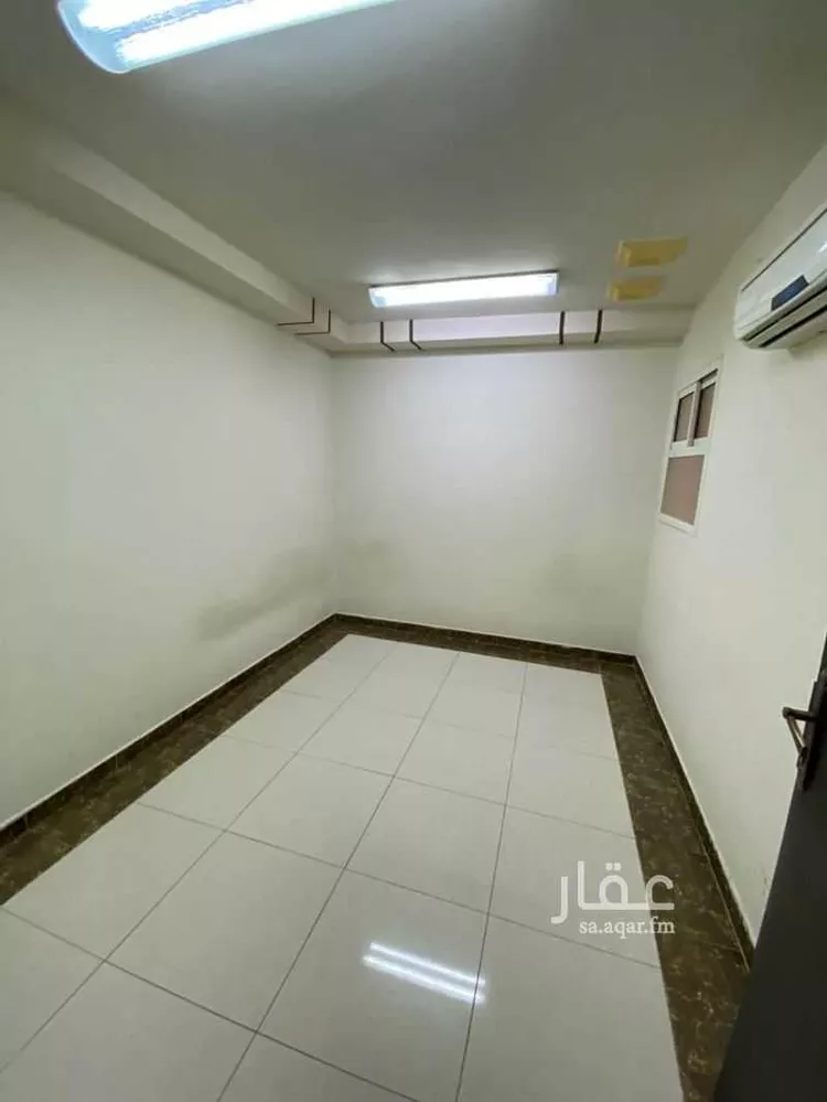 عمارة للإيجار في شارع المرادي, حي الملز, مدينة الرياض, منطقة الرياض صورة 3