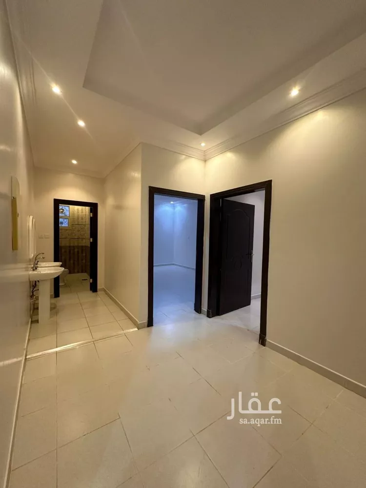 شقة للإيجار في شارع بدر التمام, حي القيروان, مدينة الرياض, منطقة الرياض