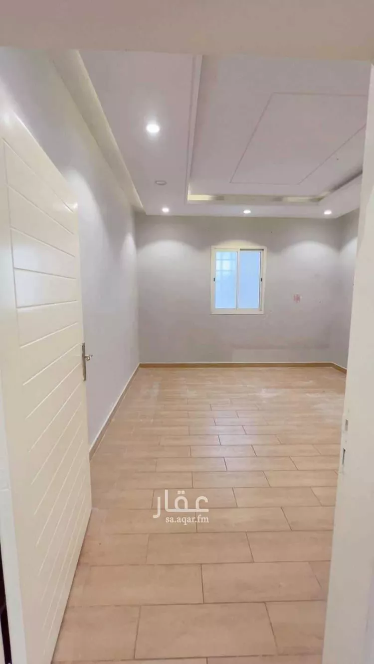 فيلا للإيجار في شارع أبي ثابت الخطيب, حي المهدية, مدينة الرياض, منطقة الرياض 8