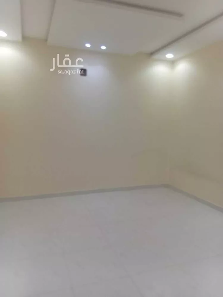 فيلا للإيجار في شارع رقم 387, حي الرمال, مدينة الرياض, منطقة الرياض صورة 3