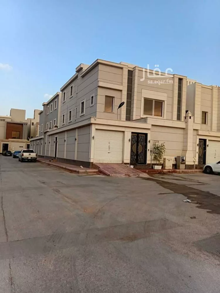 فيلا للبيع في شارع رقم 379, حي المونسية, مدينة الرياض, منطقة الرياض صورة 2