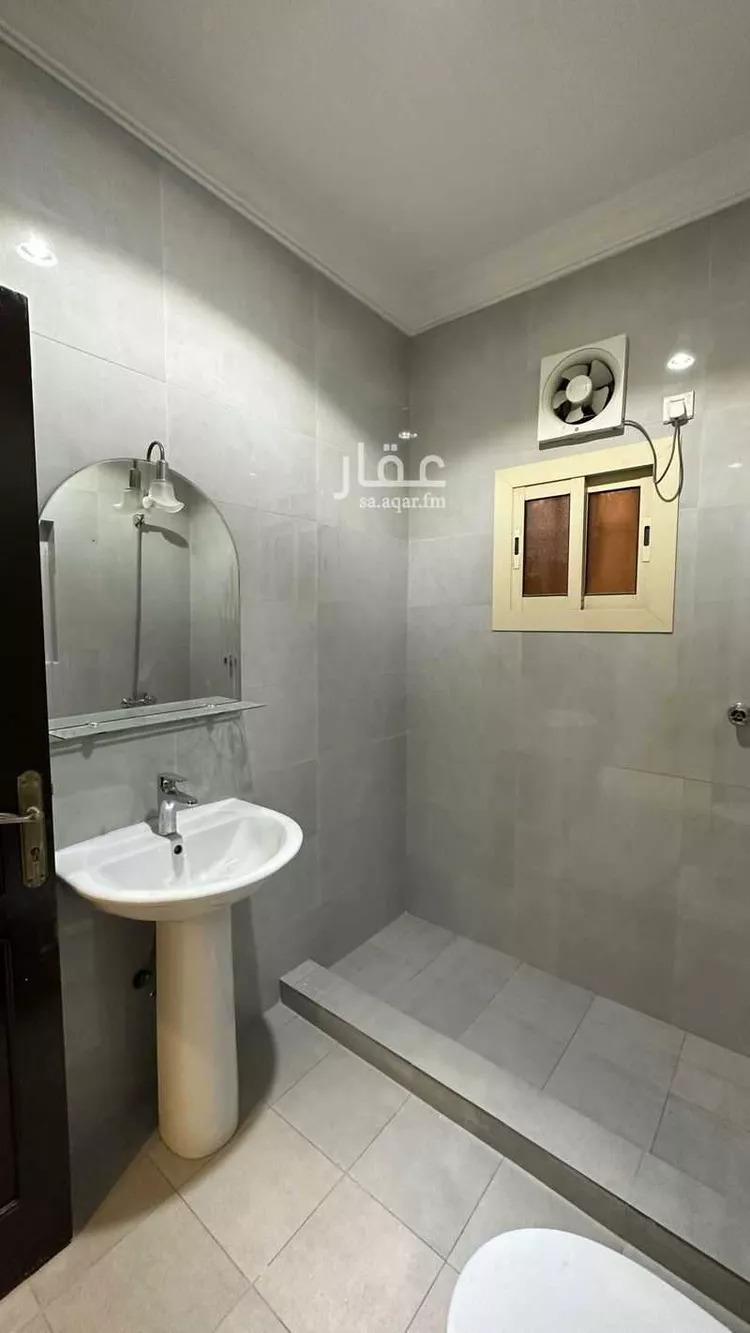 عمارة للإيجار في شارع ابو زبيد, حي الروضة, مدينة جدة, منطقة مكة المكرمة صورة 2