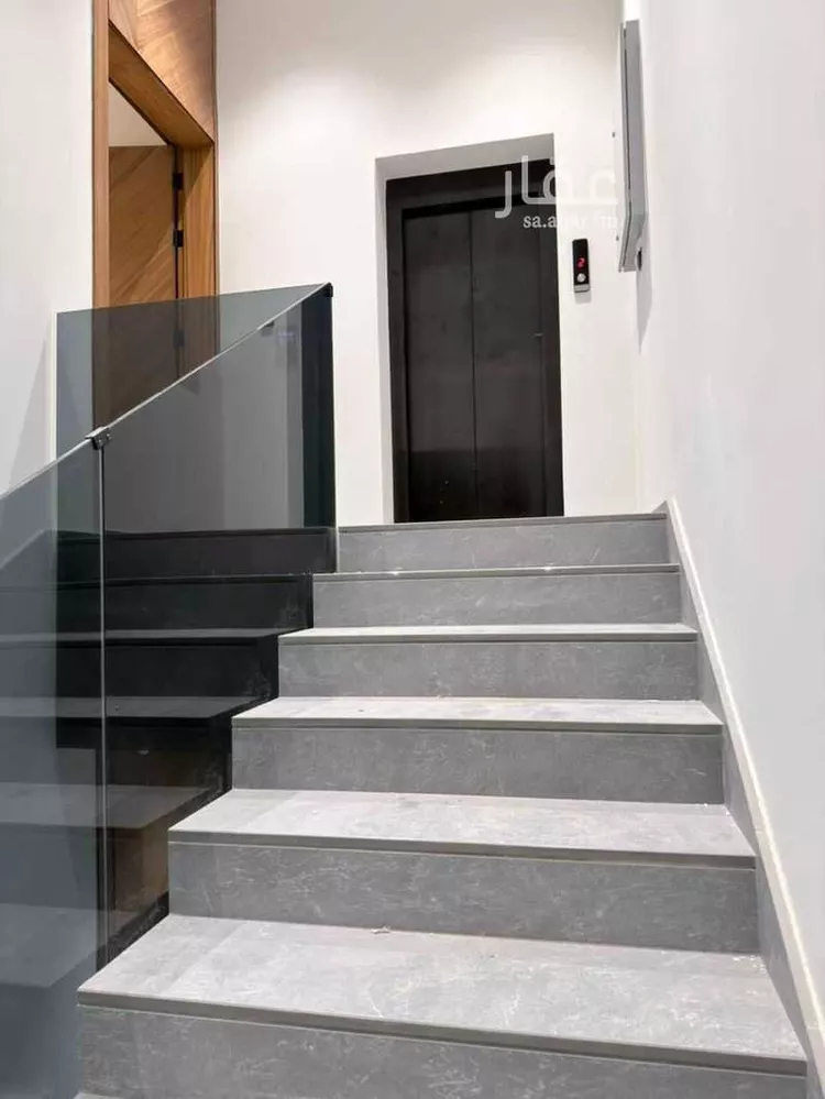 Floor for Rent in Riyadh Al Aqiq صورة 3