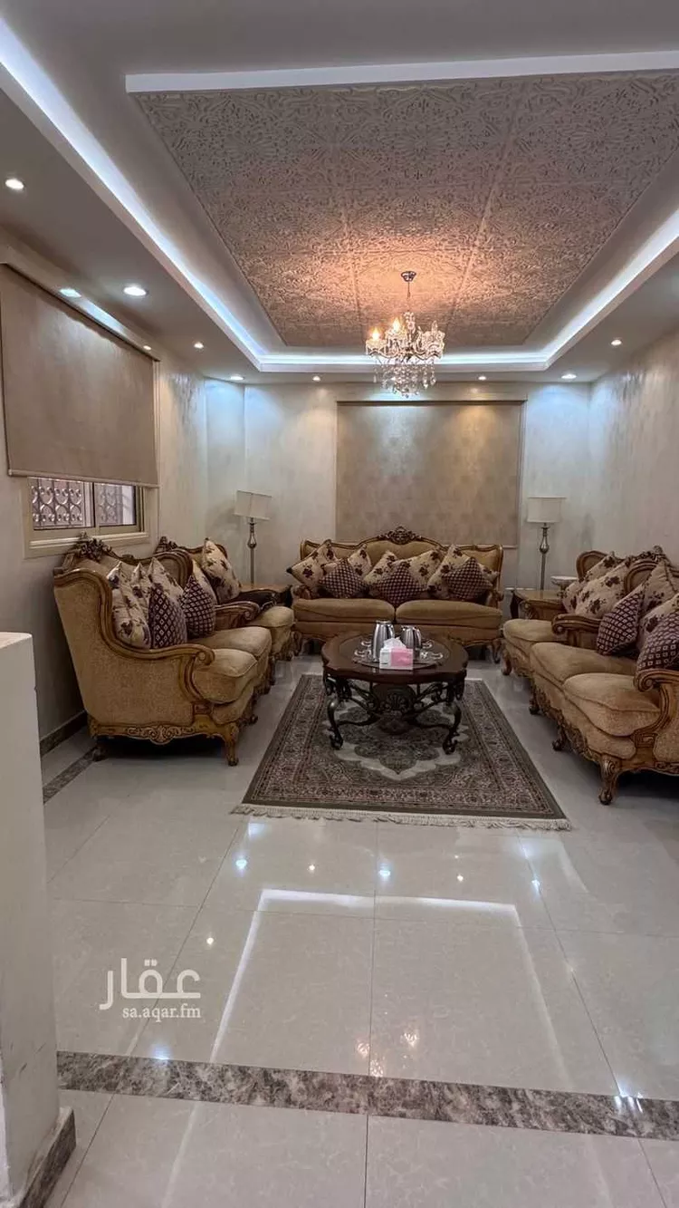 فيلا للبيع في شارع الخزيم, حي إشبيلية, مدينة الرياض, منطقة الرياض صورة 5