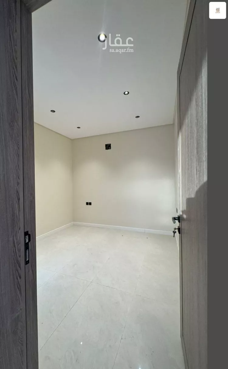 فيلا للبيع في شارع ابن غزال, حي العريجاء الغربي, مدينة الرياض, منطقة الرياض صورة 3