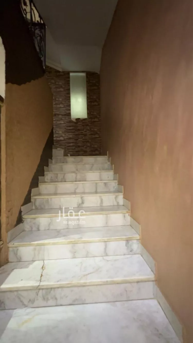 فيلا للبيع في شارع جبل اليمامة, حي الدار البيضاء, مدينة الرياض, منطقة الرياض صورة 3