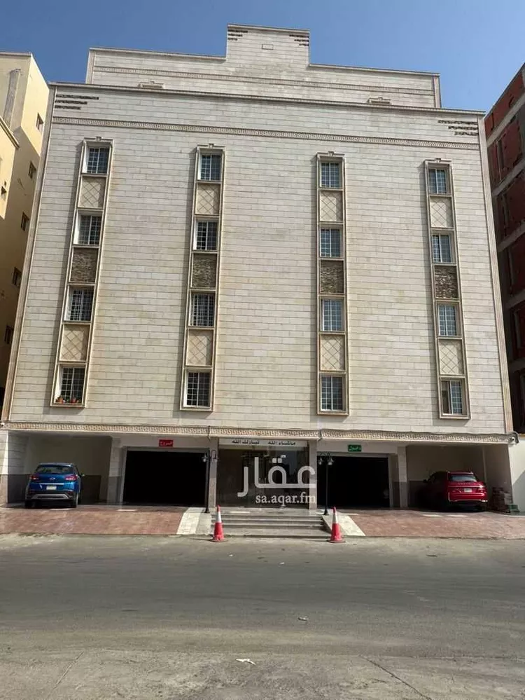 فيلا للإيجار في شارع أحمد البصري, حي الريان, مدينة جدة, منطقة مكة المكرمة