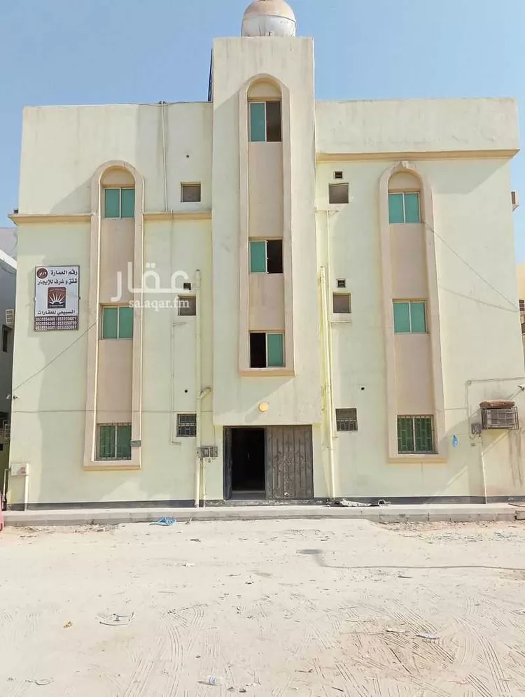 عمارة للبيع في شارع شارع 6, حي الضباب, مدينة الجبيل, المنطقة الشرقية