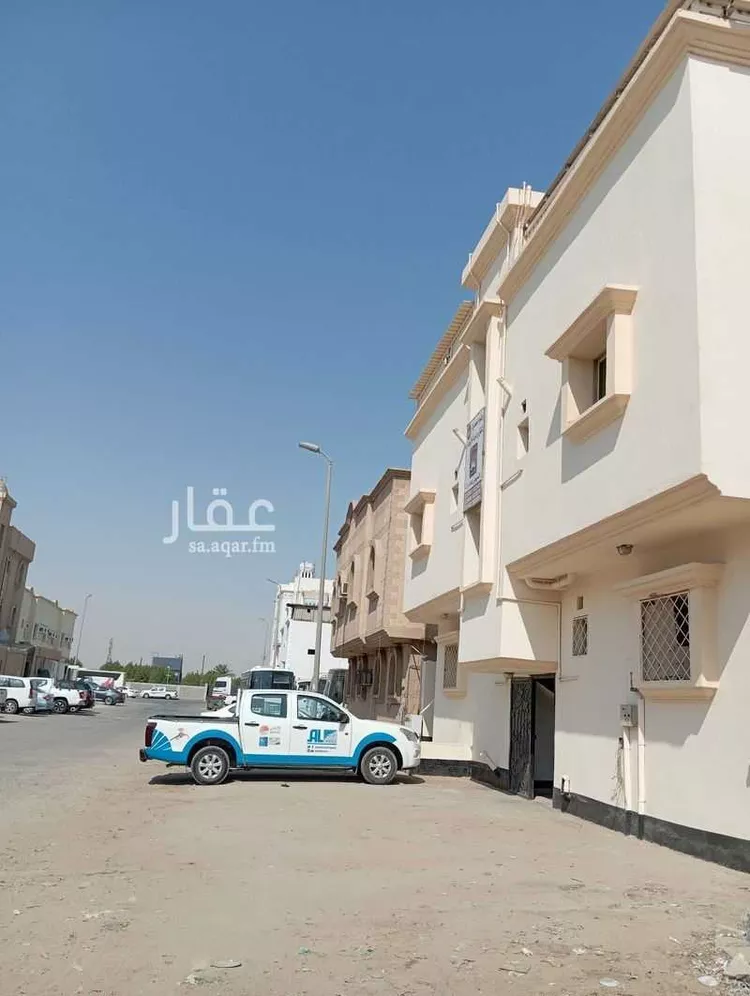 عمارة للبيع في شارع شارع 13 ج, حي الضباب, مدينة الجبيل, المنطقة الشرقية