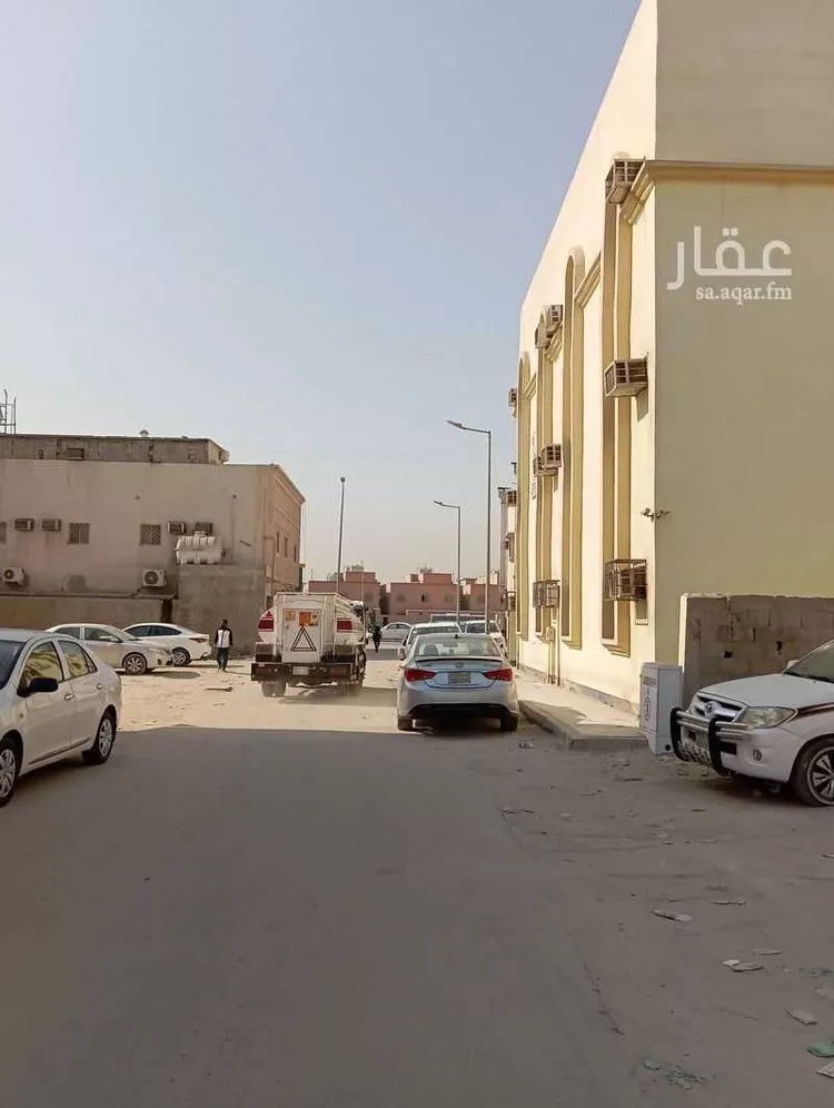 عمارة للبيع في شارع الحكيم القاضي, حي الضباب, مدينة الجبيل, المنطقة الشرقية صورة 3