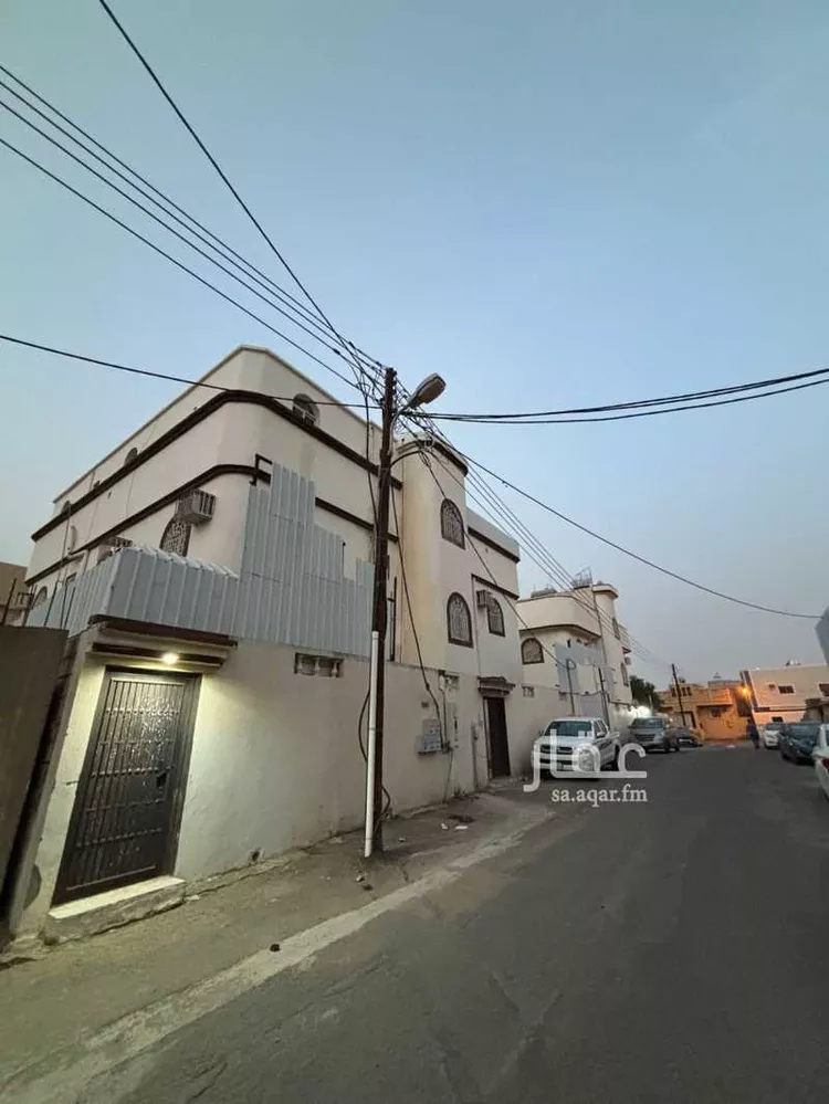 عمارة للبيع في شارع كعب ابن حمان الغساني ، حي ذلالة ، خميس مشيط ، خميس مشيط