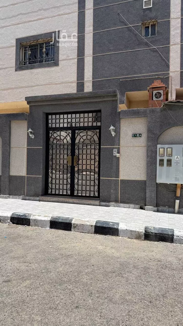 شقة للإيجار في شارع العلاء ابن يزيد الفهري ، حي العزيزية ، المدينة المنورة ، منطقة المدينة المنورة صورة 4
