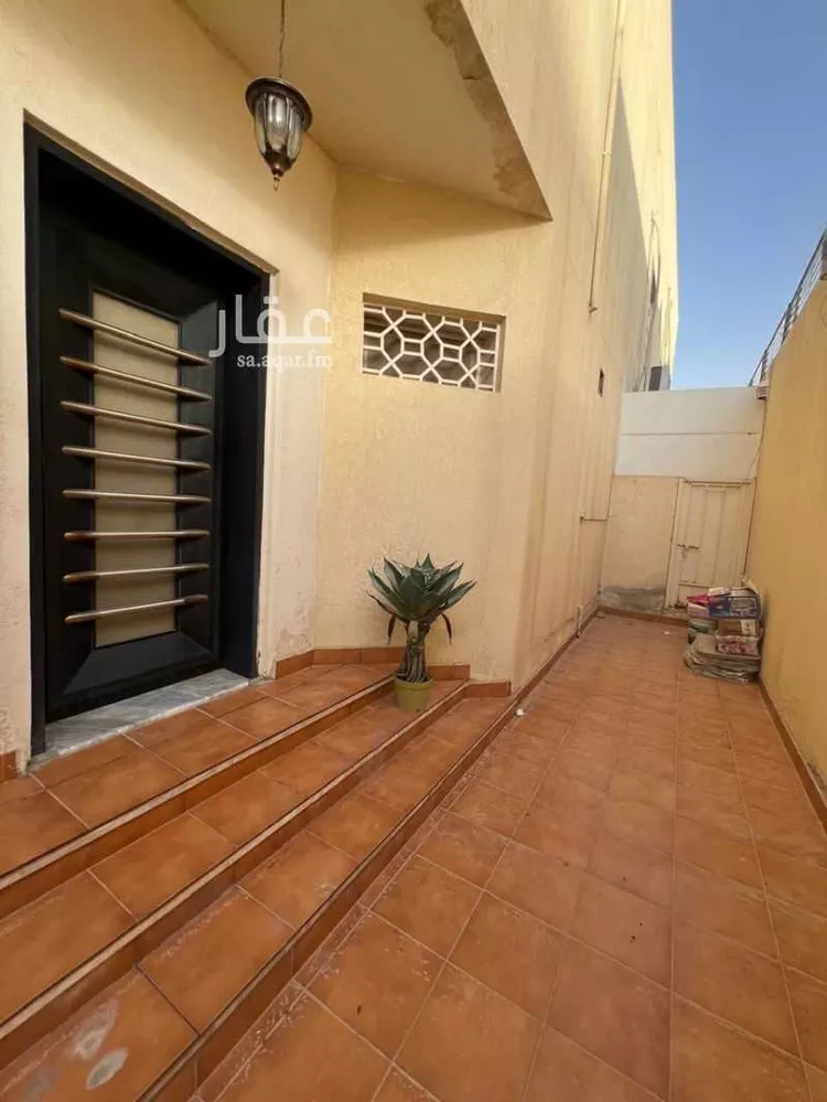 فيلا للإيجار في شارع الساهرية, حي الورود, مدينة الرياض, منطقة الرياض صورة 4