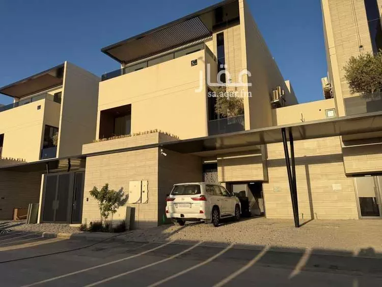 دور للبيع في شارع عبدالعزيز بن دريس ، حي الربوة ، الرياض ، منطقة الرياض صورة 2