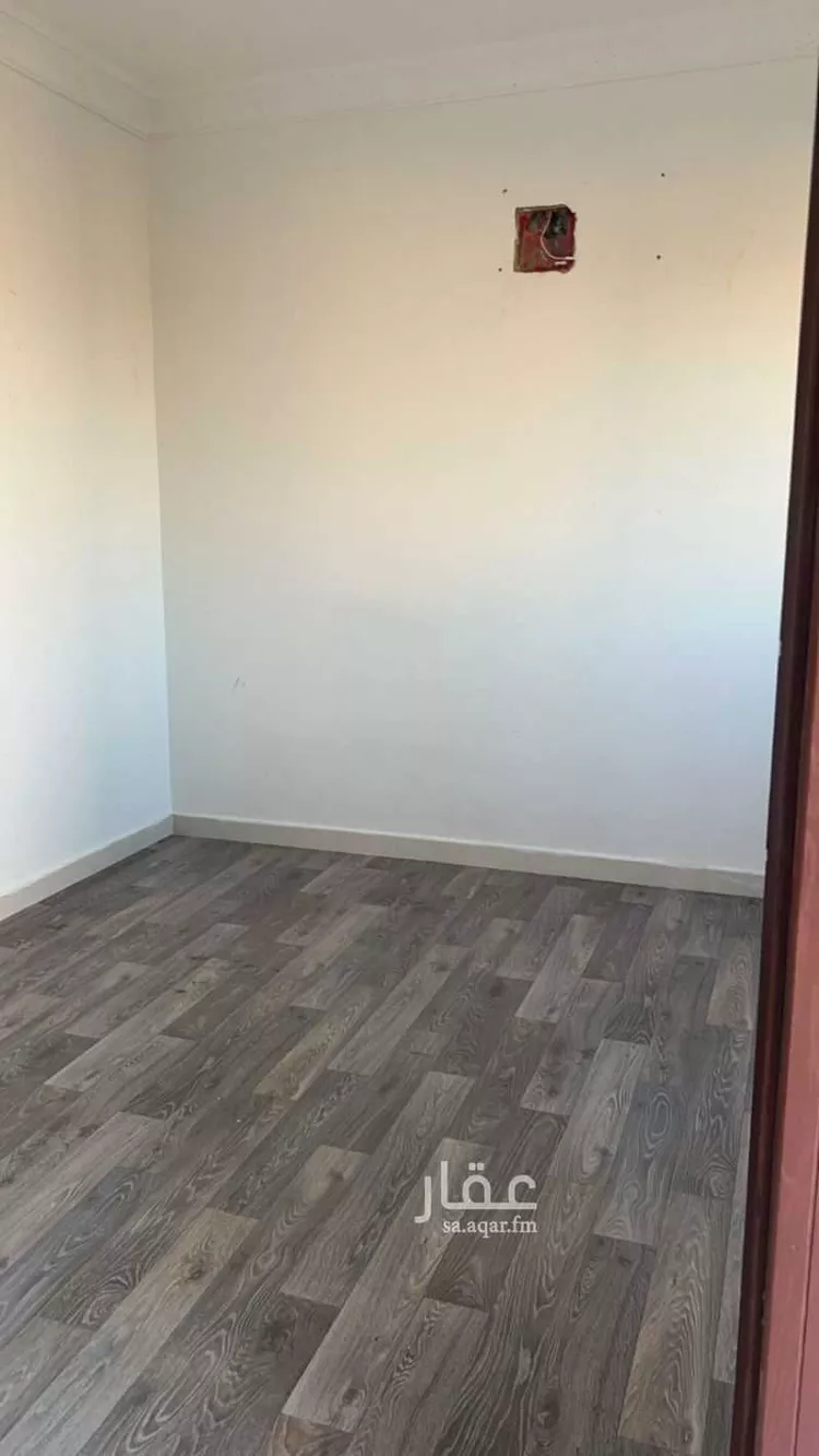 Floor for Rent in Riyadh Okaz 13