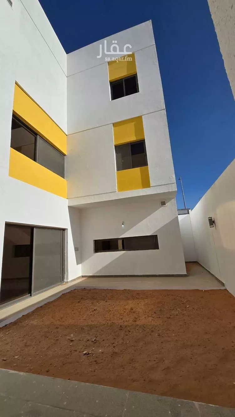 فيلا للإيجار في شارع حسن الشوري ، حي مطار الملك خالد الدولي ، الرياض ، منطقة الرياض صورة 5