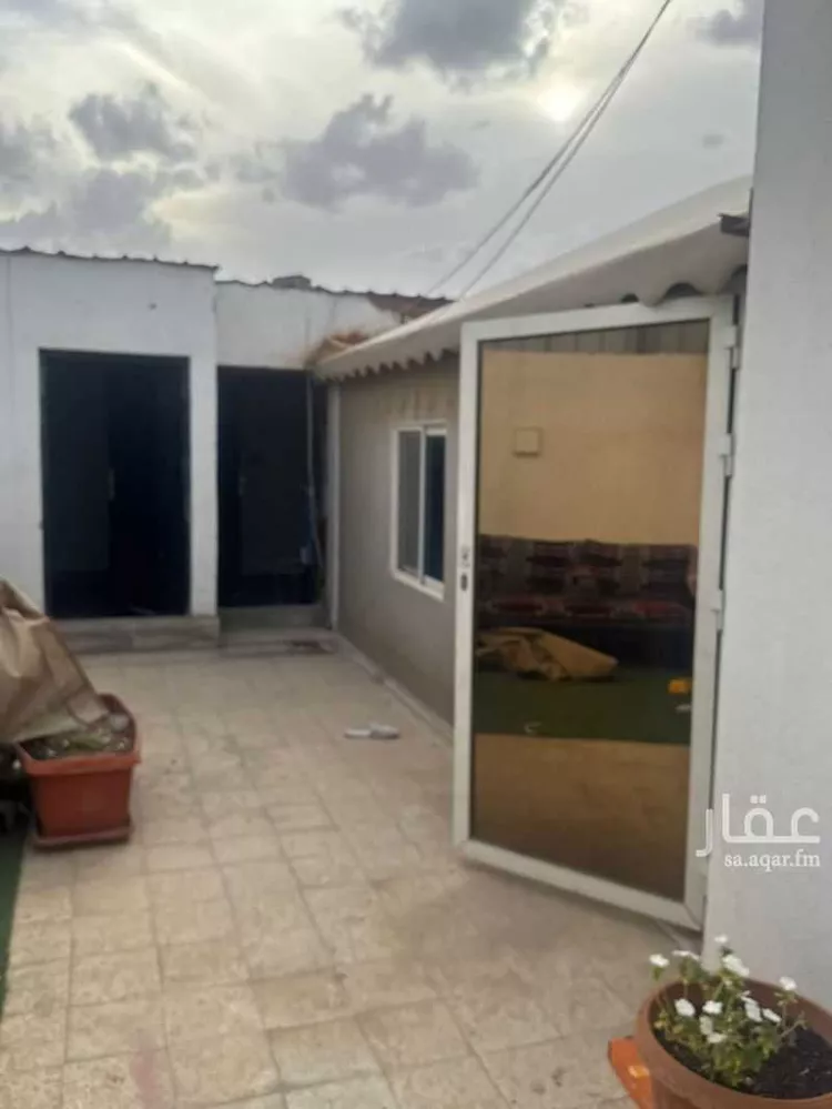 شقة للإيجار في شارع وادي دبلي ، حي العزيزية ، الرياض ، منطقة الرياض صورة 2